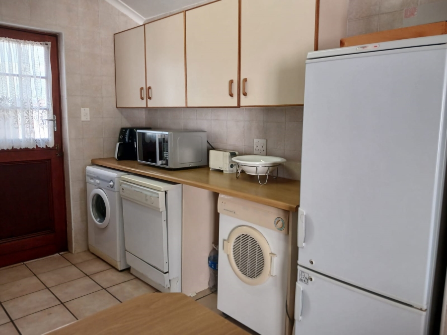 4 Bedroom Property for Sale in Stilbaai Wes Western Cape